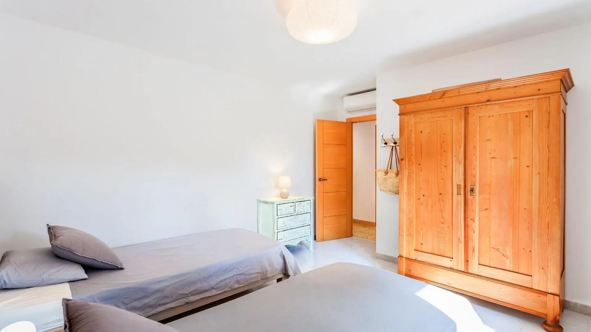 Holiday home Can Picarola Villa Santanyi Spain